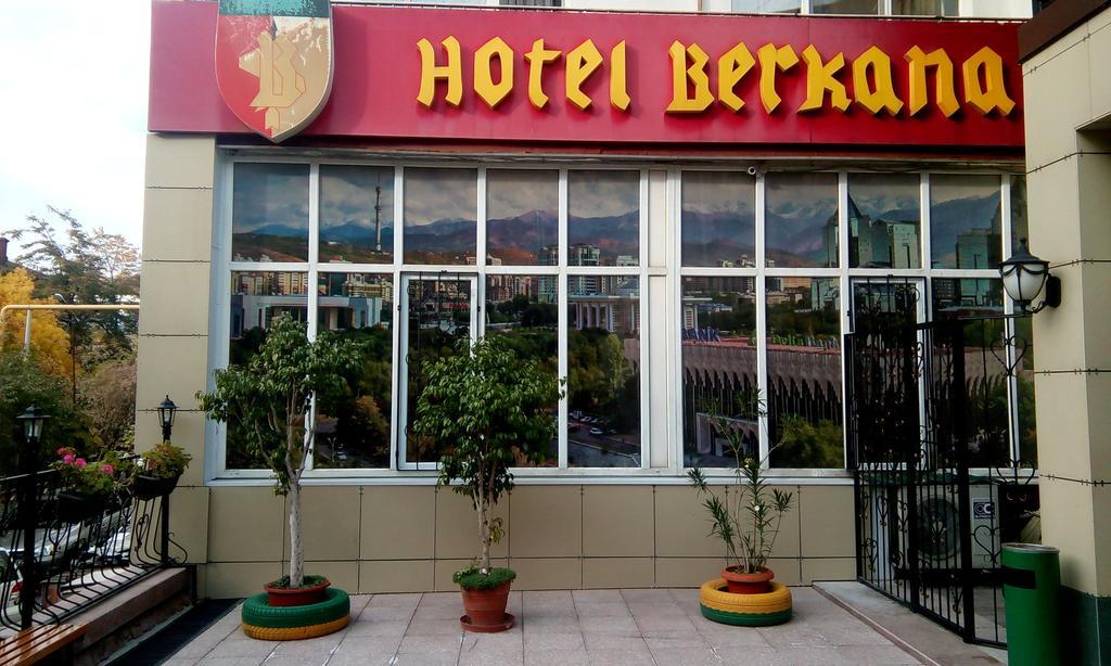 Berkana Hotel อัลมาตี ภายนอก รูปภาพ